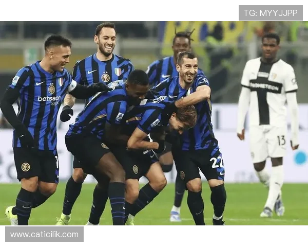 恰尔汗奥卢中场表现稳健，潜力引发多家豪门关注