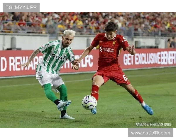 南安普顿进攻创造力持续提升,近期比赛表现稳健 南安普顿进攻创造力持续提升,近期比赛表现稳健