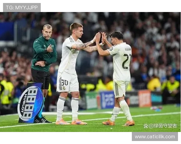 皇马防守稳定性下降,近期表现波动对关键赛事形成制约