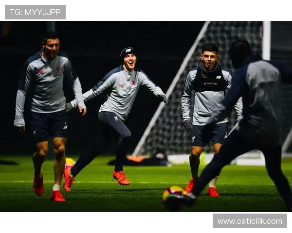 曼城阵容老化隐现,更新节奏滞后是否对赛季争冠形势造成影响 曼城阵容老化隐现,更新节奏滞后是否对赛季争冠形势造成影响