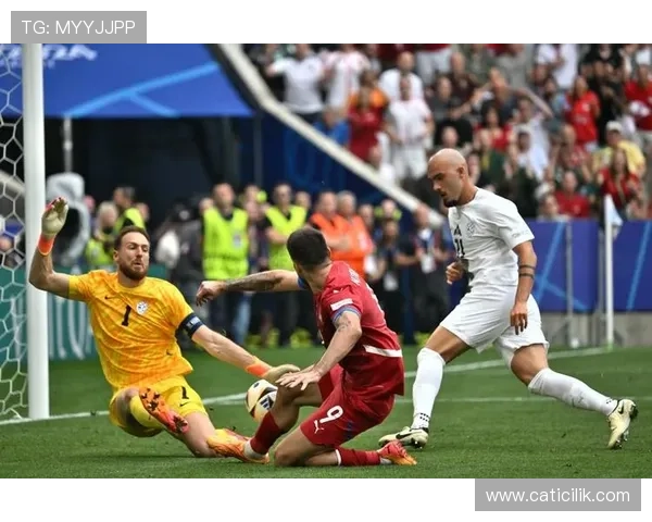 奥布拉克:欧洲扑救成功率长期领跑者的门将解析 奥布拉克:欧洲扑救成功率长期领跑者的门将解析